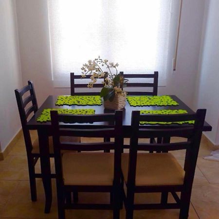 Iraa'S Apartment Sarande Exterior photo